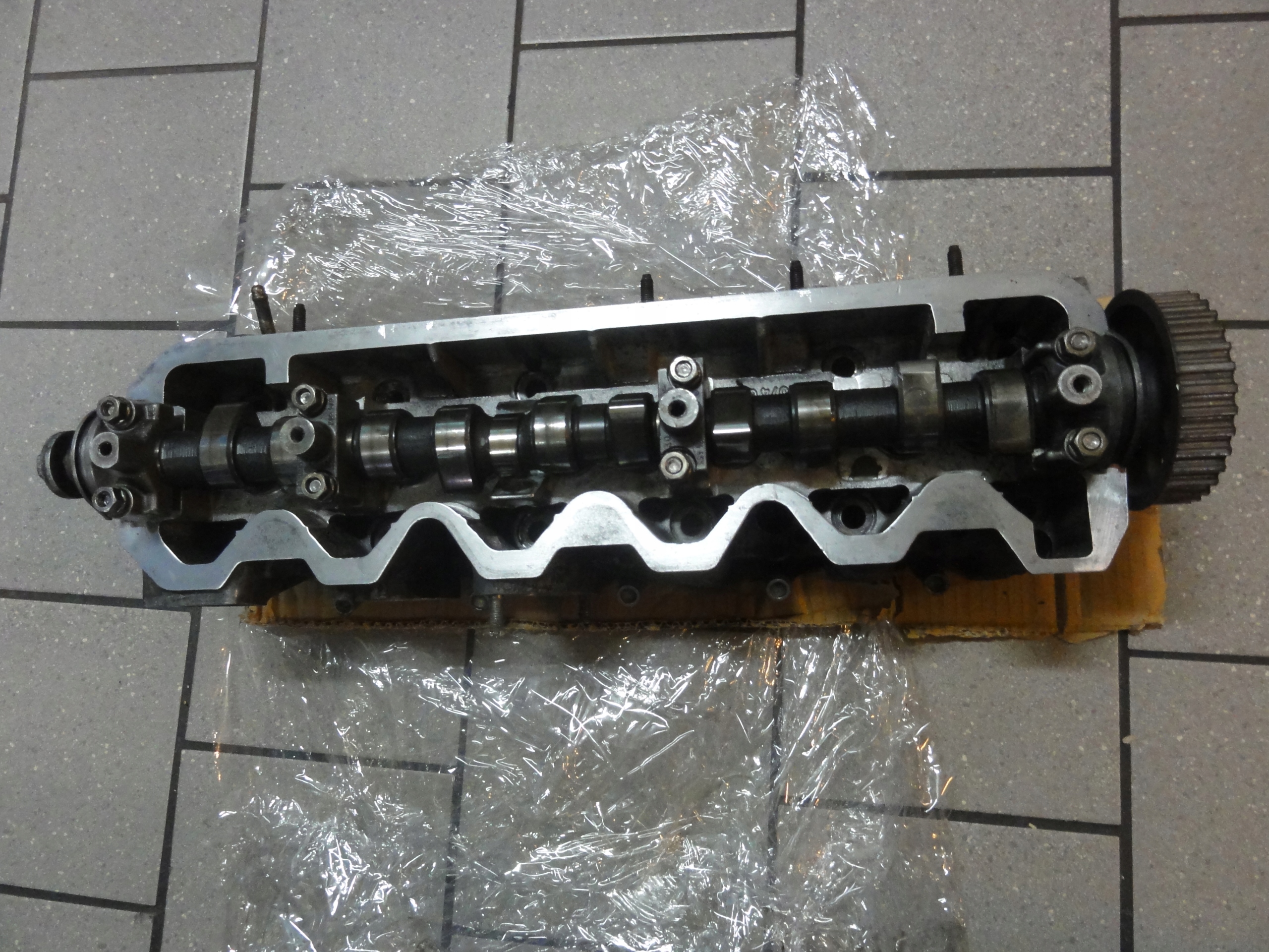 ГБЦ — Volkswagen OE 2.5 TDI для автомобілів OSOBOWYCH 074103373G
